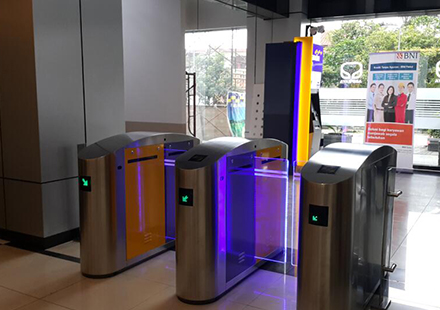 印尼商场平移闸