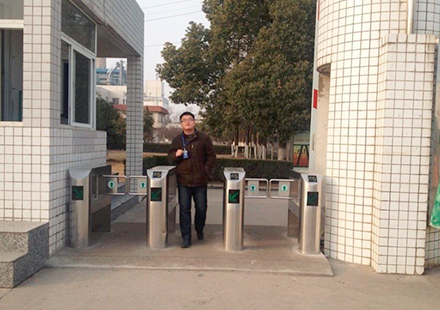 安微淮南洛河发电厂摆闸